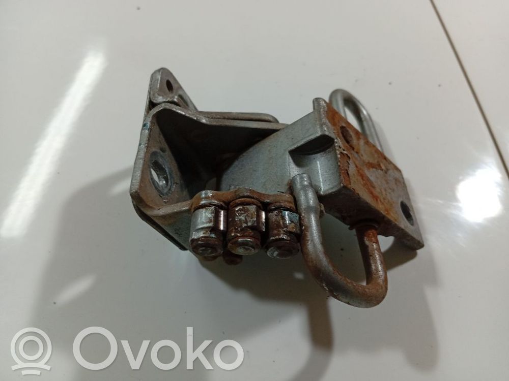 Bisagra superior puerta delantera   4B0831411A,4B0831411A,4B0831411A