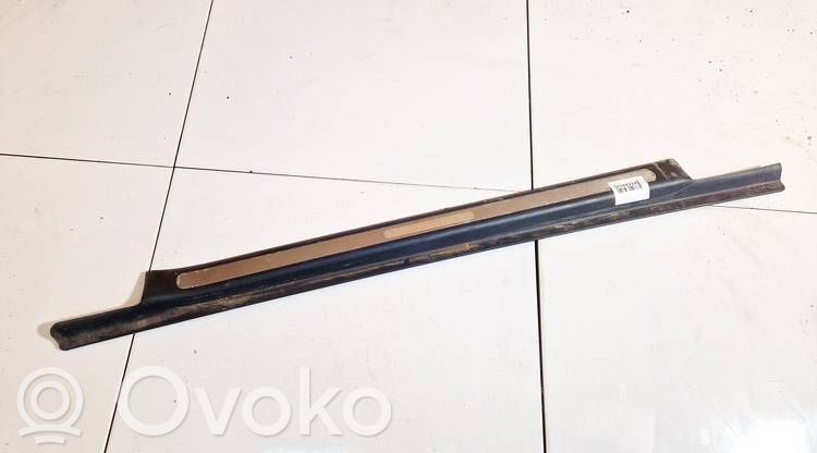 Mercedes-Benz C W203 Listwa progowa przednia 