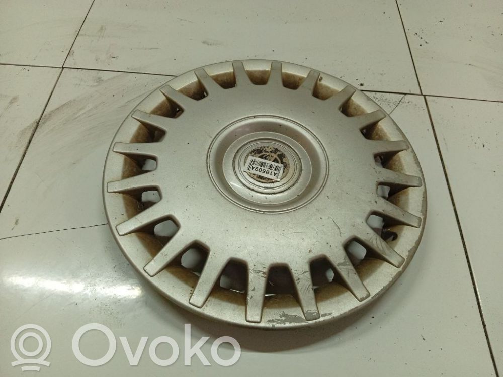 Opel Omega B1 Kołpaki nieoryginalne R15 
