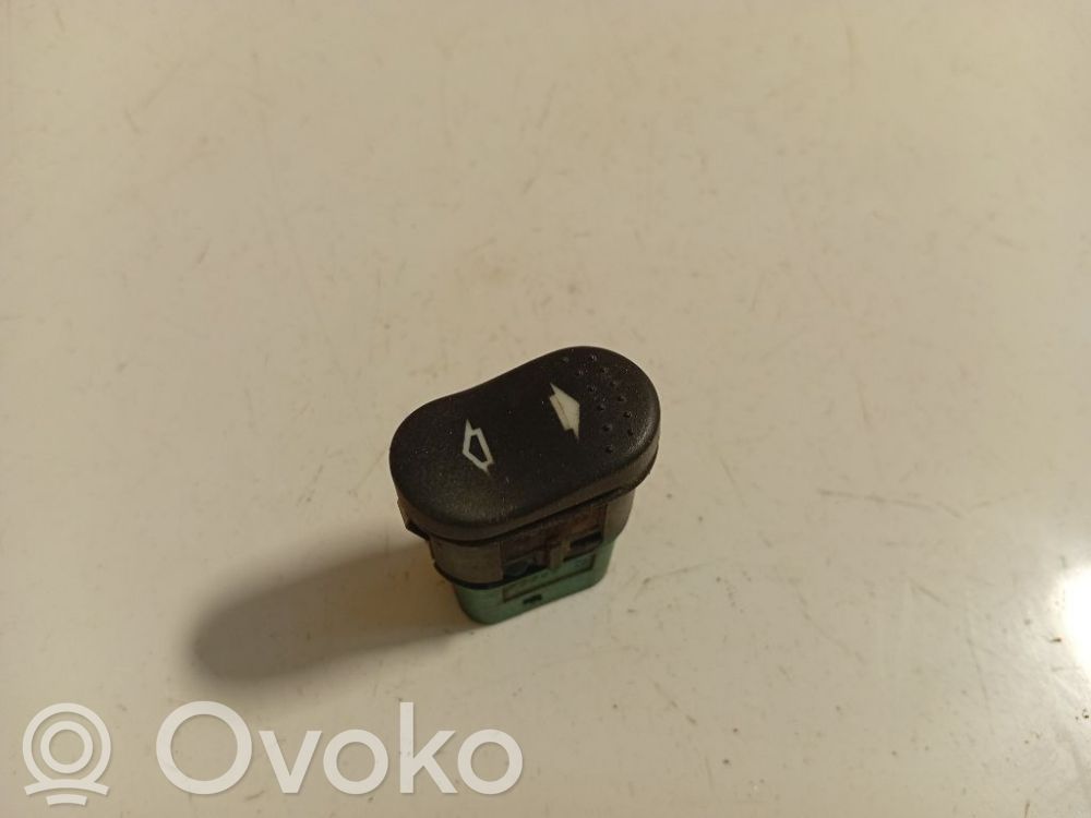 Ford Transit Przyciski szyb 