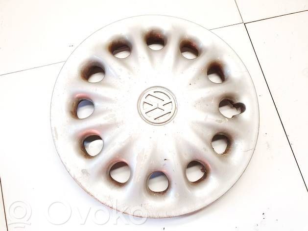 Volkswagen PASSAT B5 Kołpaki nieoryginalne R15 
