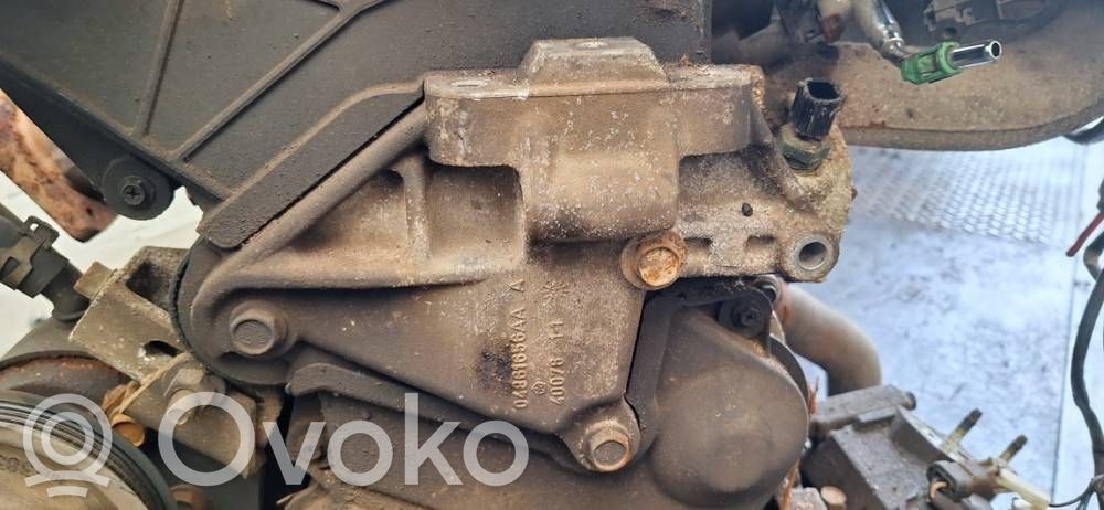 Chrysler Voyager Moottorin kiinnikekorvake (käytetyt)