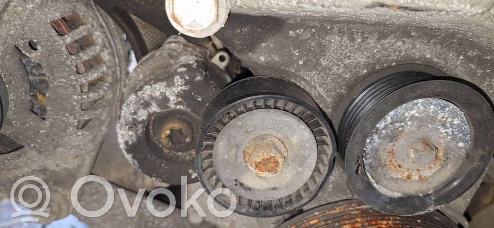 Opel Astra H Întinzător curea generator/alternator 