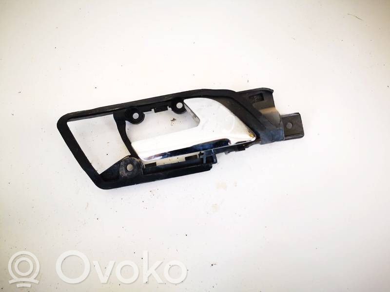 Volkswagen Polo IV 9N3 Manecilla interna puerta trasera