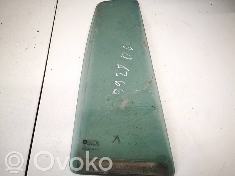 Opel Zafira A Fenêtre latérale vitre arrière