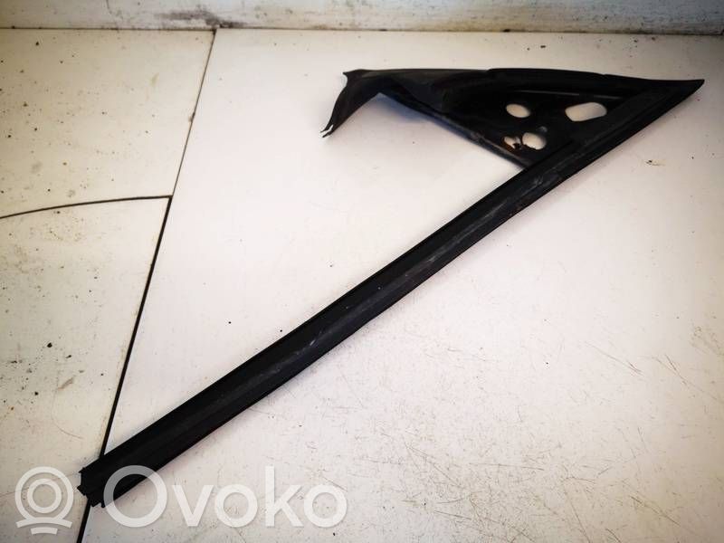 BMW 6 E63 E64 Listwa / Uszczelka szyby drzwi 
