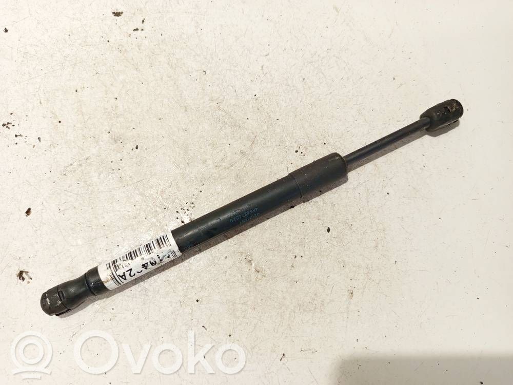 Konepellin kaasujousi   4F5827552B,4F5827552B