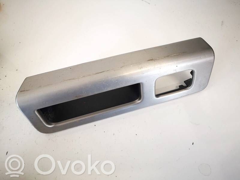 Volvo V50 Front door window switch trim