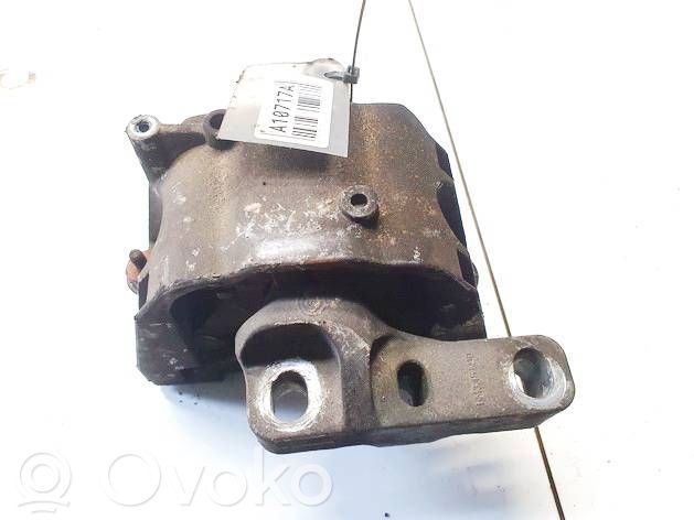 Audi A3 S3 8P Engine mount bracket 