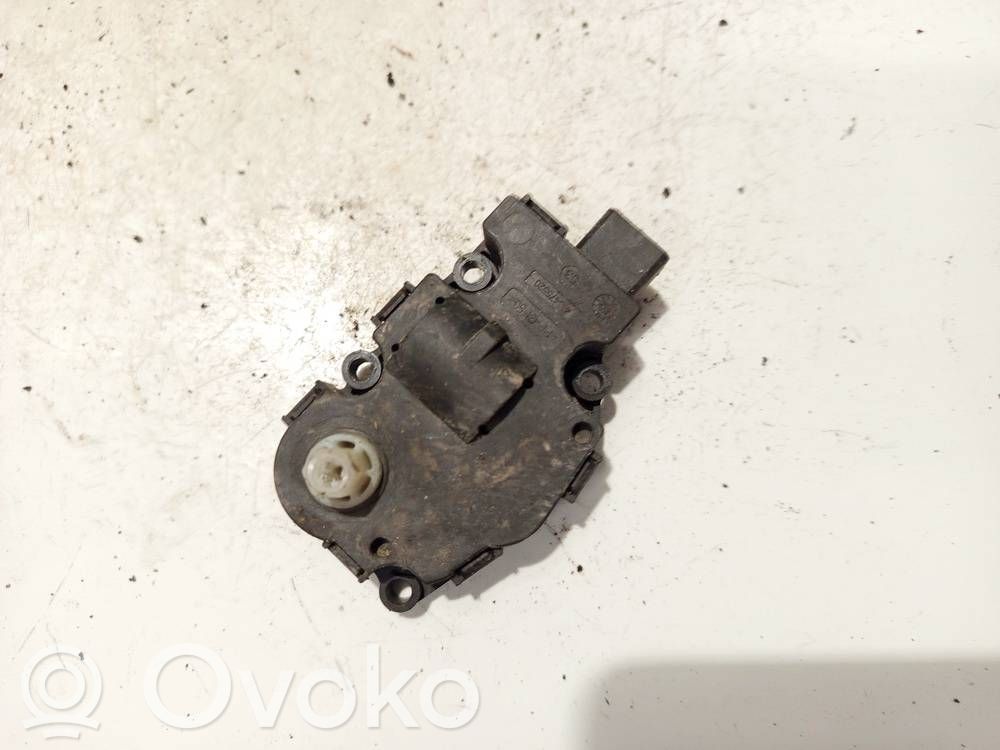 Mercedes-Benz C W204 Motor/actuator clapetă aer 