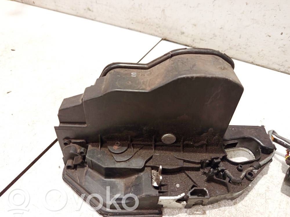 BMW X5 E70 Serratura portiera posteriore 