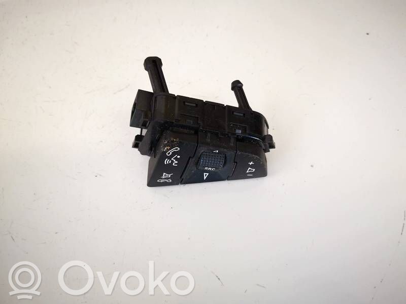Chevrolet Cruze Boutons / interrupteurs volant