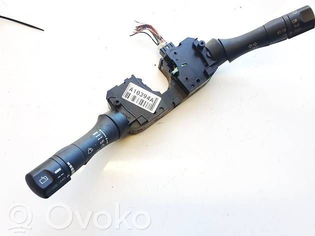 Nissan Juke I F15 Bloc semnalizator și ștergător parbriz