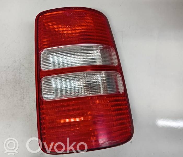 Volkswagen Caddy Luci posteriori 