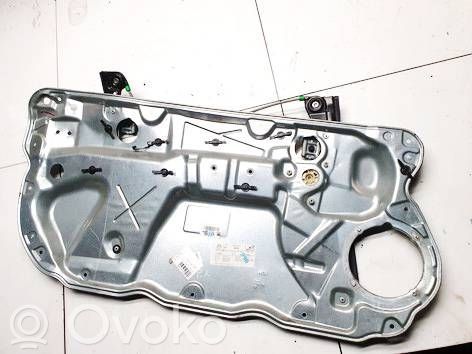 Volkswagen Polo IV 9N3 Alzacristalli del portellone scorrevole con motorino 
