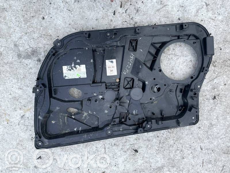 Regulador con motor de la ventanilla de la puerta corredera   8A61A045H10,8A61A045H10