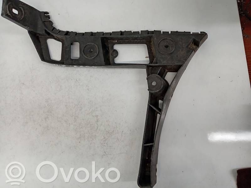 Volkswagen Touran II Suport montare bară spate 