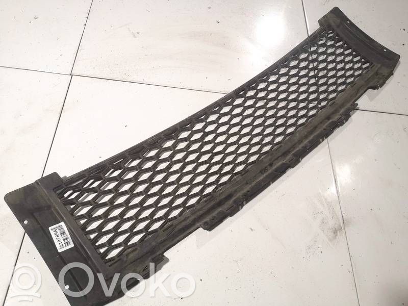 Land Rover Freelander 2 - LR2 Front bumper lower grill 