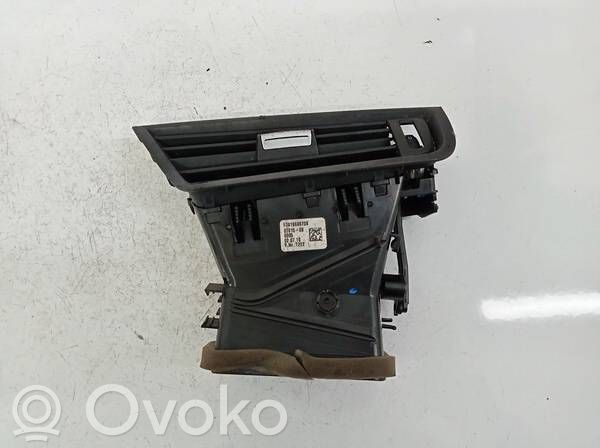 BMW 5 GT F07 Boczna kratka nawiewu deski rozdzielczej 
