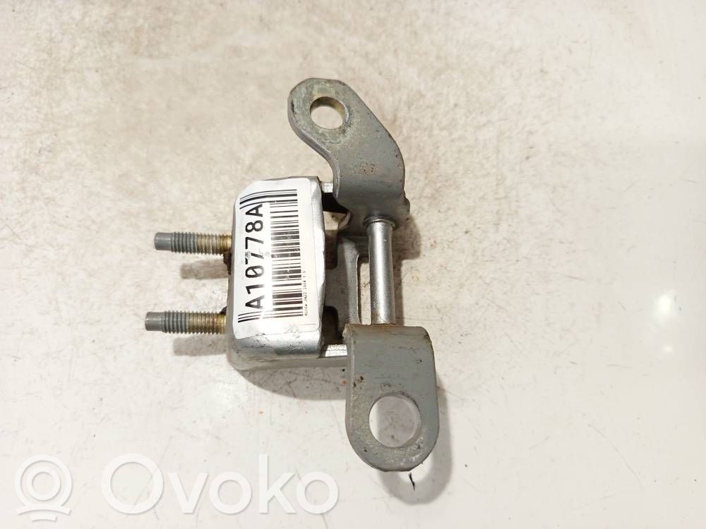 Honda Jazz Balama inferioară ușă spate 