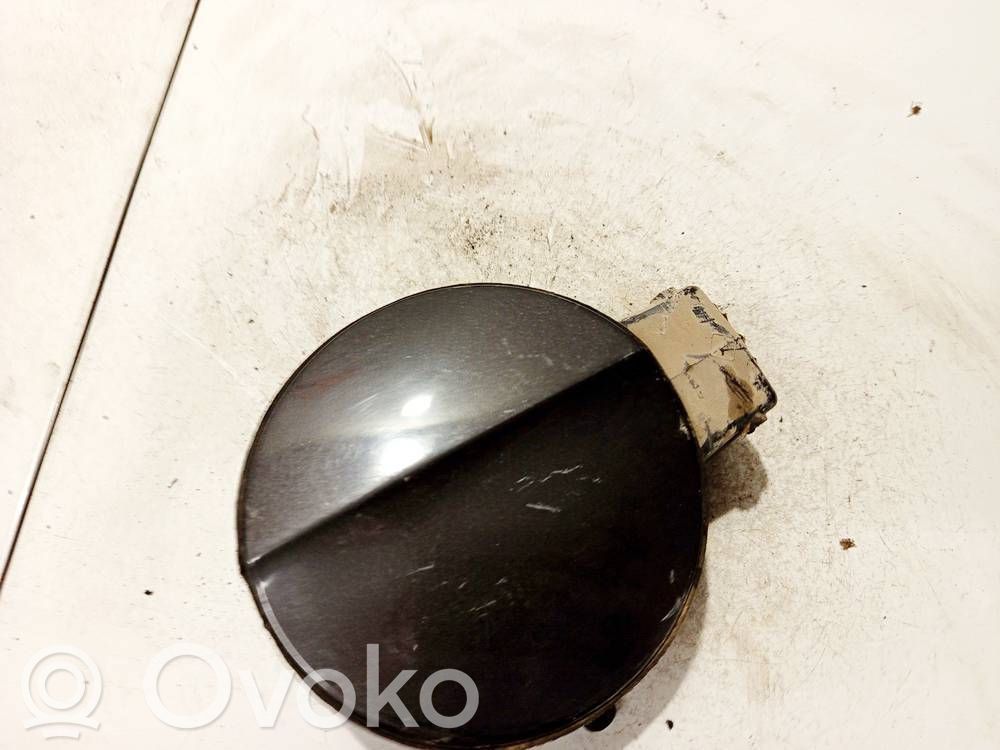 Volkswagen PASSAT B6 Sportello del serbatoio del carburante 