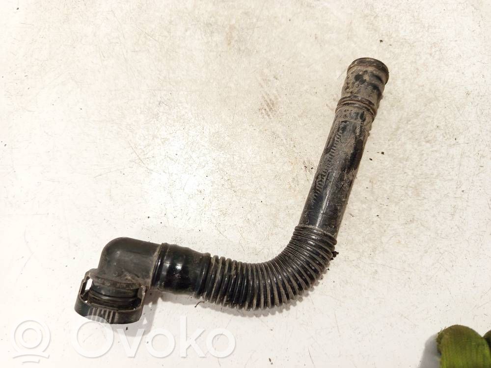 Volkswagen PASSAT B6 Tubo di aspirazione dell’aria 