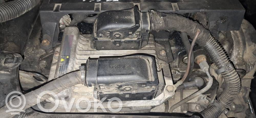 Opel Combo C Engine control unit/module 