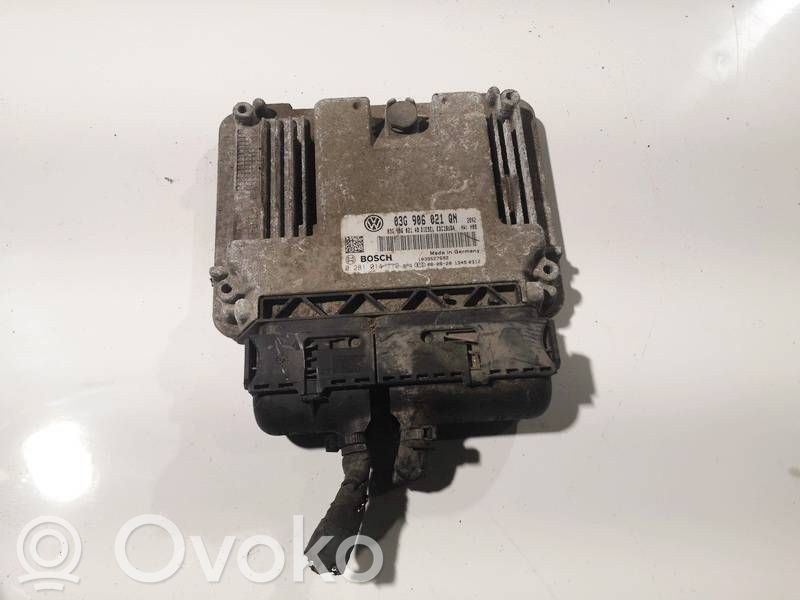 Skoda Superb B6 (3T) Engine control unit/module 