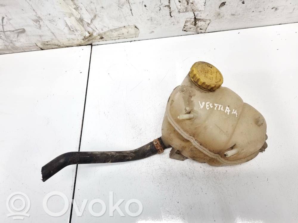 Opel Vectra B Jäähdytysnesteen paisuntasäiliö 