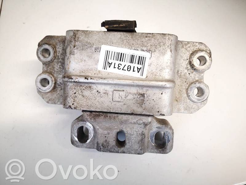 Volkswagen Golf V Suport tampon motor 