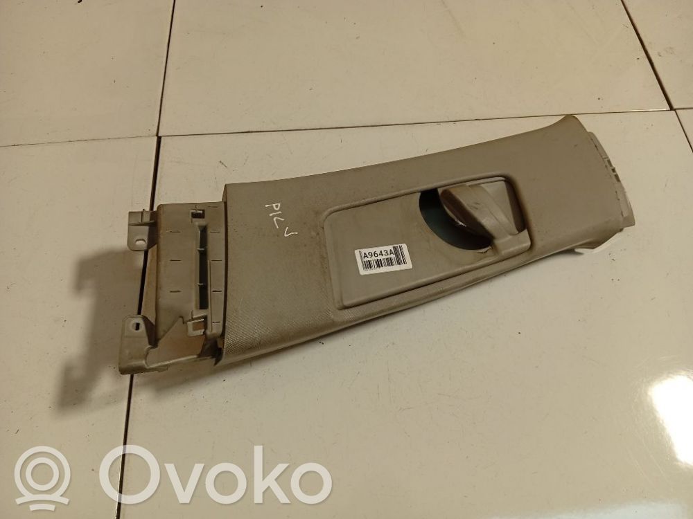 Toyota Auris 150 Pilar (B) (superior) 