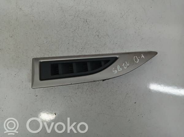Chevrolet Captiva Rivestimento parafango (modanatura) 