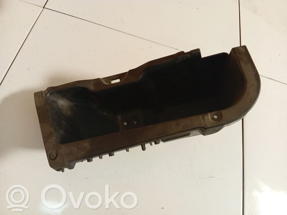 Cadillac SRX Schowek deski rozdzielczej 