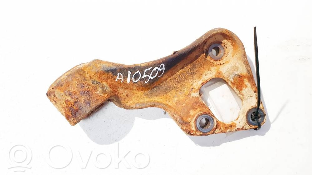 Engine mount bracket   7022,7022