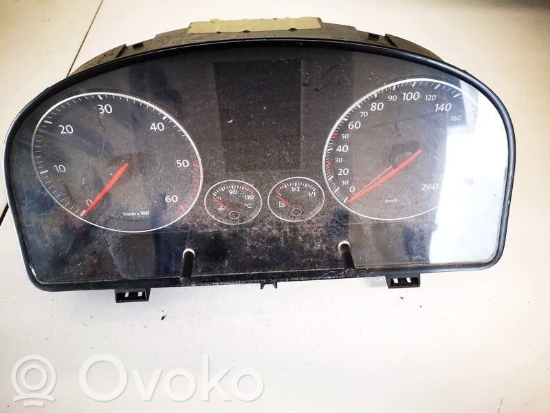 Volkswagen Touran I Vitezometru (grup de instrumente)