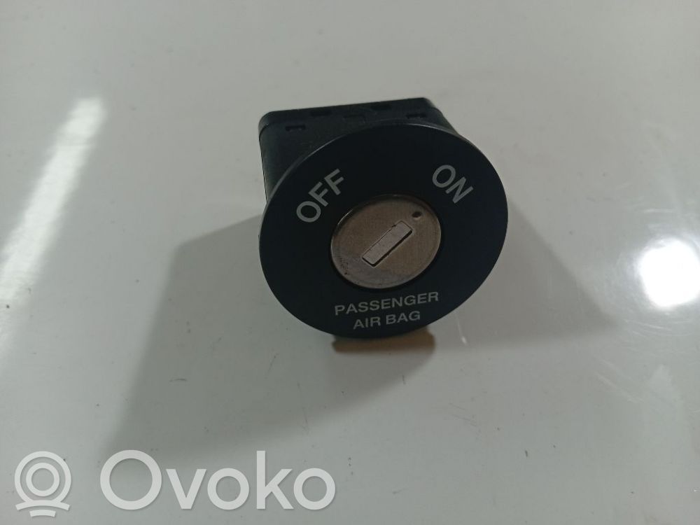 KIA Ceed Comutator pornit/oprit airbag pasager 