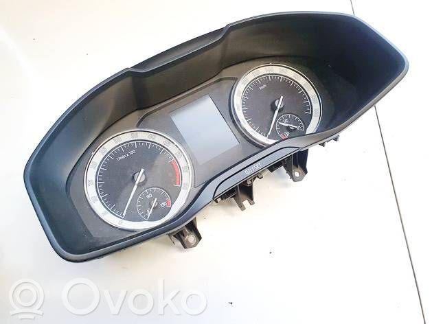 Skoda Kodiaq Nopeusmittari (mittaristo)