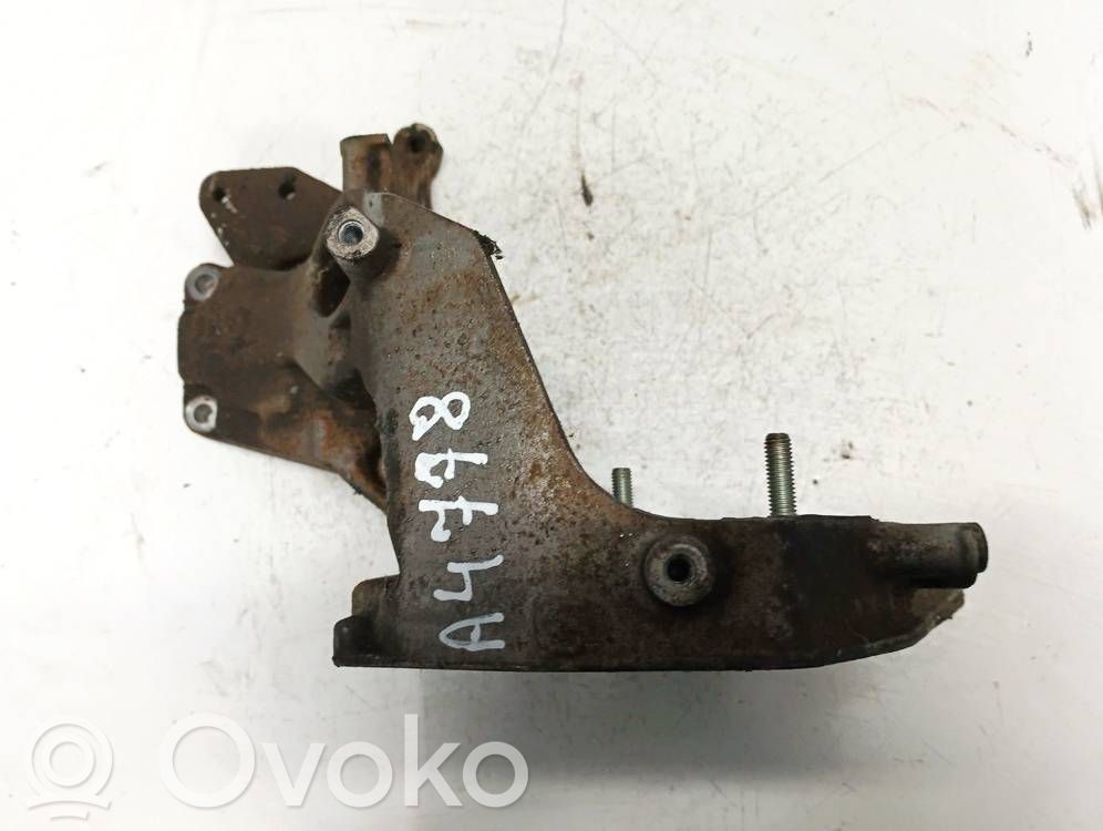 Engine mounting bracket   46767681,46767681