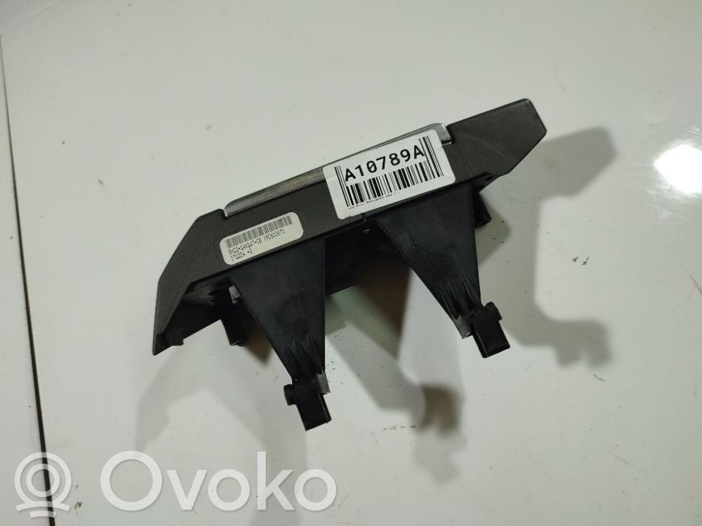 Land Rover Freelander 2 - LR2 Steering wheel buttons/switches 