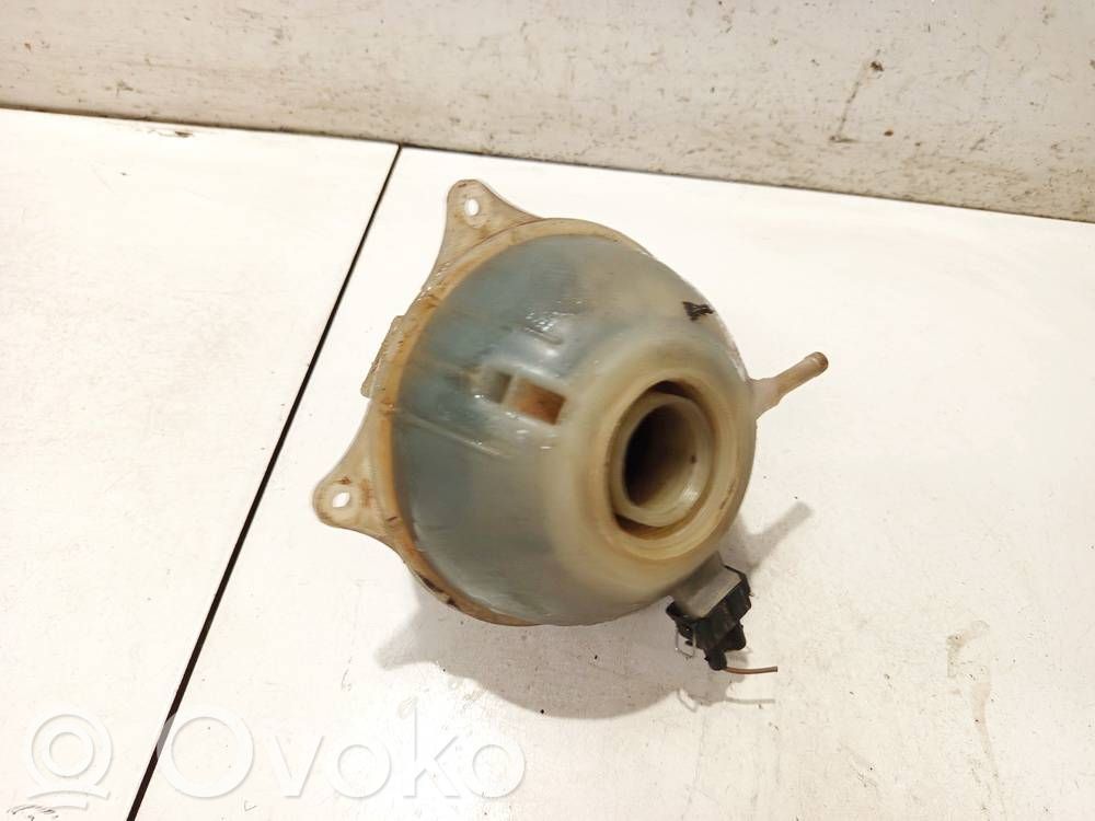 Volkswagen Golf III Vas expansiune/rezervor lichid de răcire 