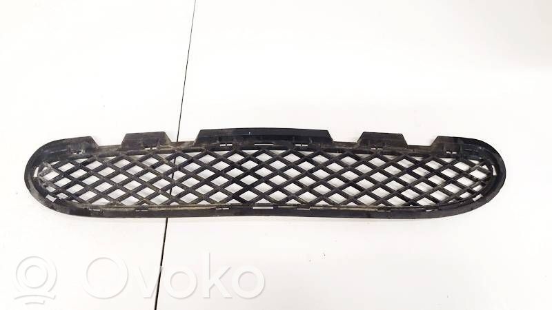 Mercedes-Benz C W203 Grilă inferioară bară față 