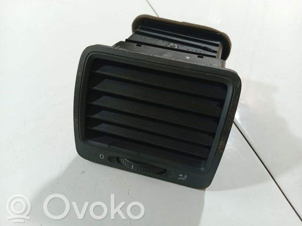 Volkswagen Golf V Grilă ventilație centrală 
