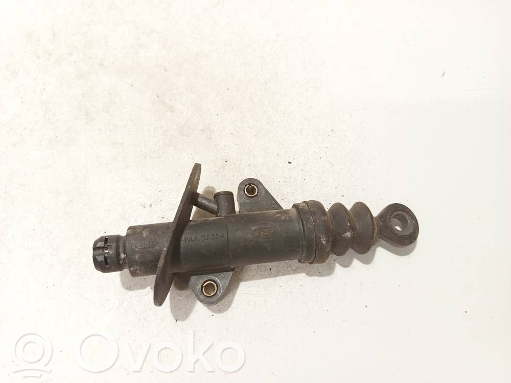 Ford Mondeo MK I Kytkimen pääsylinteri 