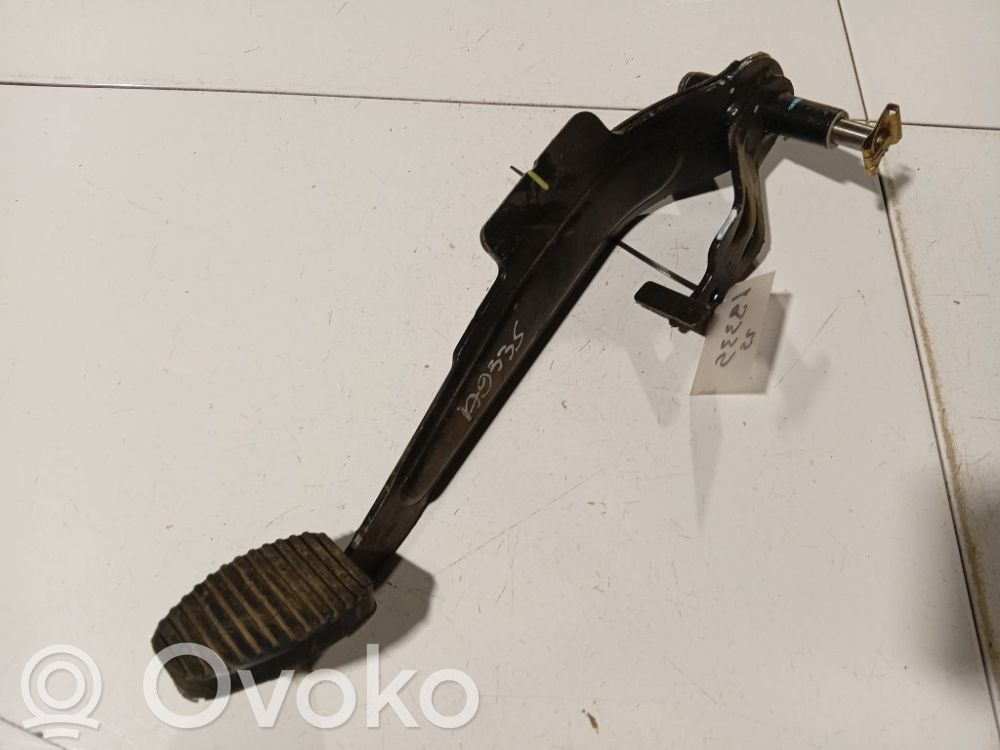 Peugeot 407 Pédale d'embrayage 