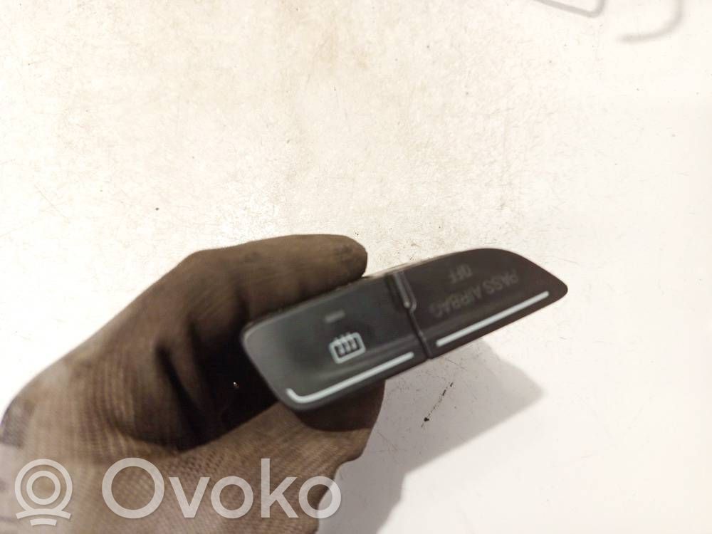 Windscreen/window heater switch   14B418AB,14B418AB