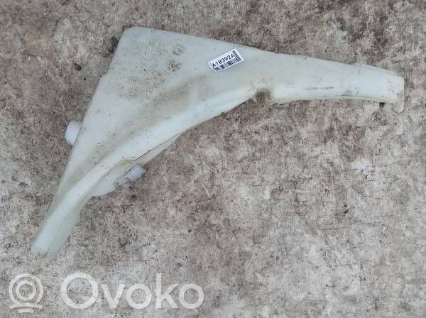 Mitsubishi Lancer X Zbiornik płynu do spryskiwaczy szyby przedniej / czołowej 