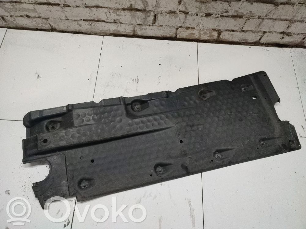 Volkswagen Golf V Placa protectora/protector antisalpicaduras motor
