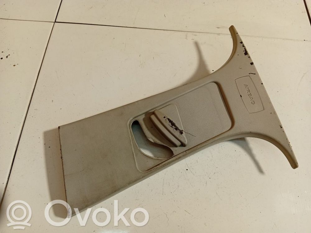Ford Focus Pilar (B) (superior) 