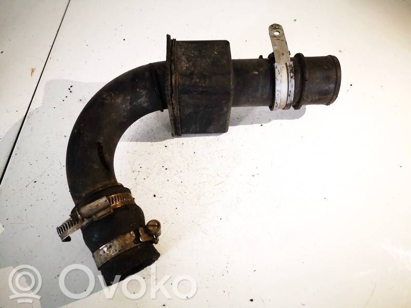 Furtun/conductă intercooler   8200384940,8200261165,8200261165,8200384940
