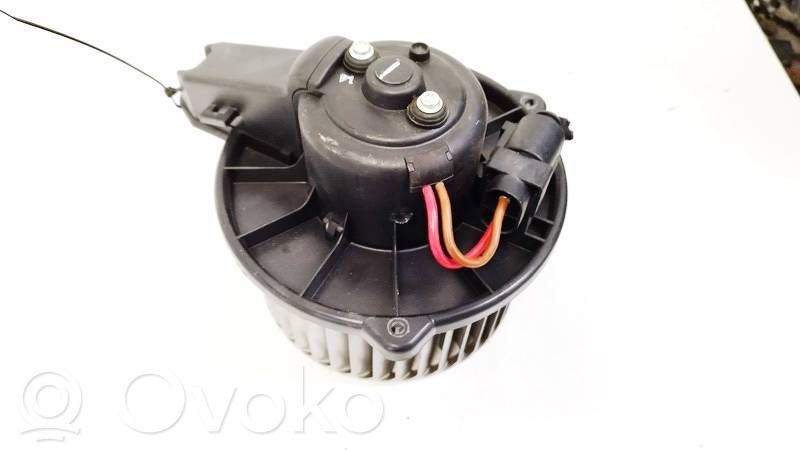 Audi A6 S6 C5 4B Ventola riscaldamento/ventilatore abitacolo 